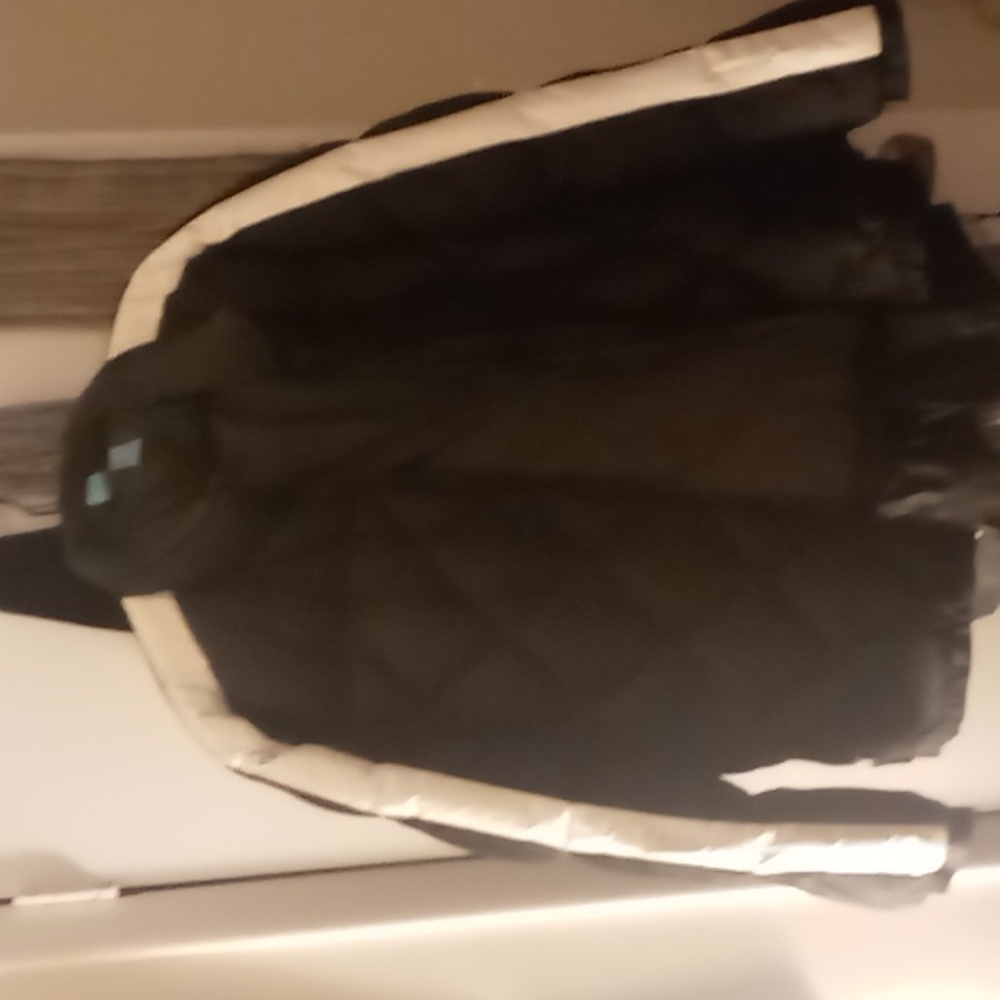 Black puff winter cold quilted jacket